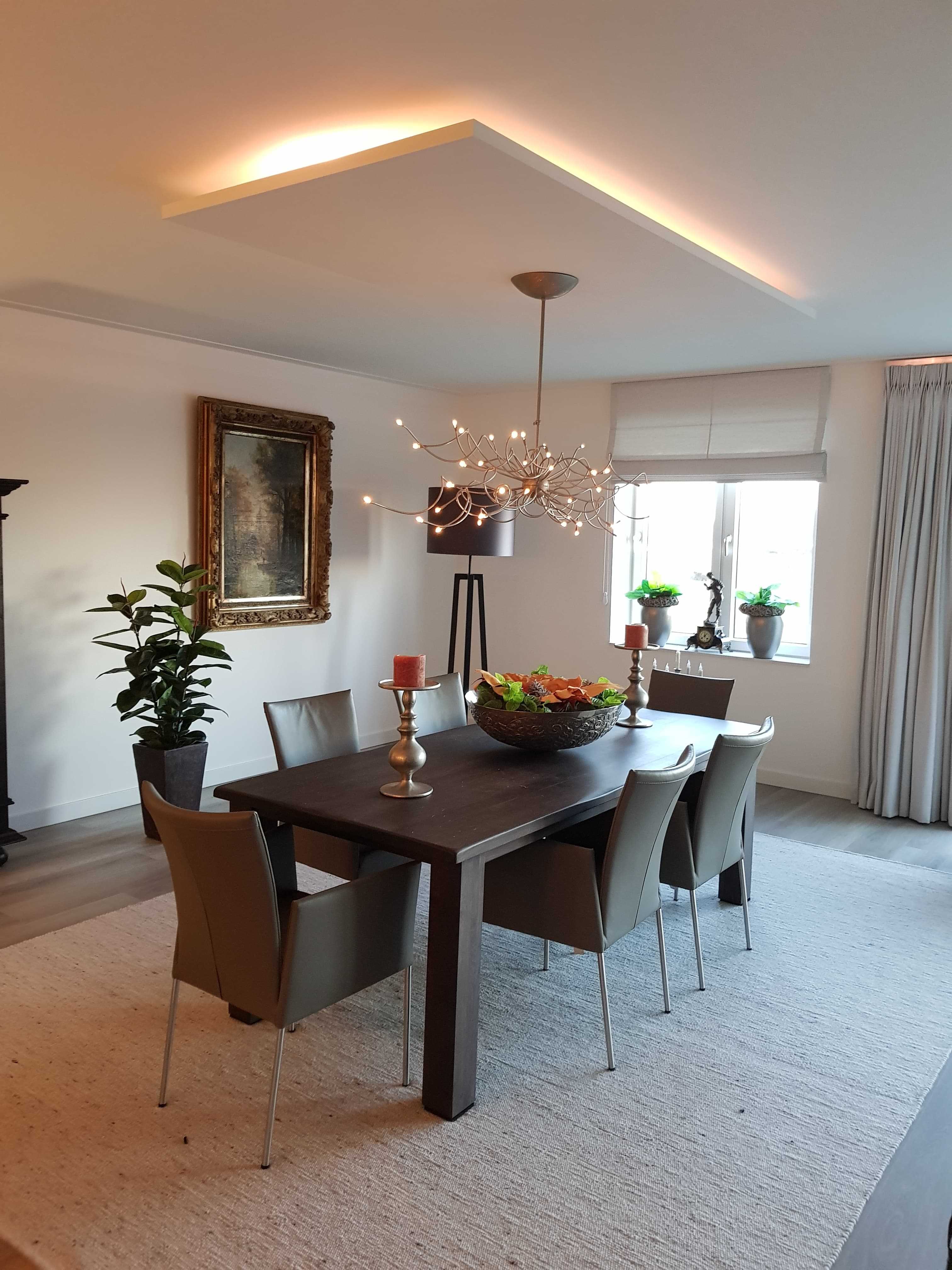 Akoestiek boven eettafel verbeterd